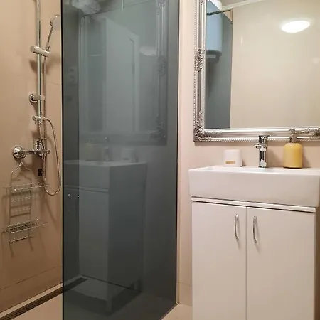 Divizija Lux *